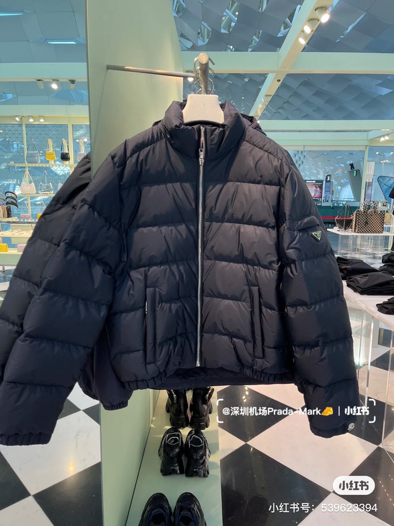 Chaqueta negra - Talla XL