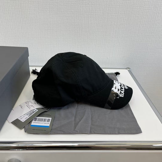 White and Black Cap - FashionHype.xyz