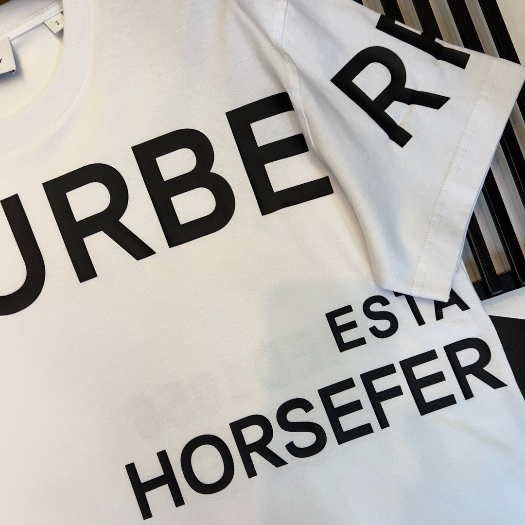 Black and White T-shirt - FashionHype.xyz