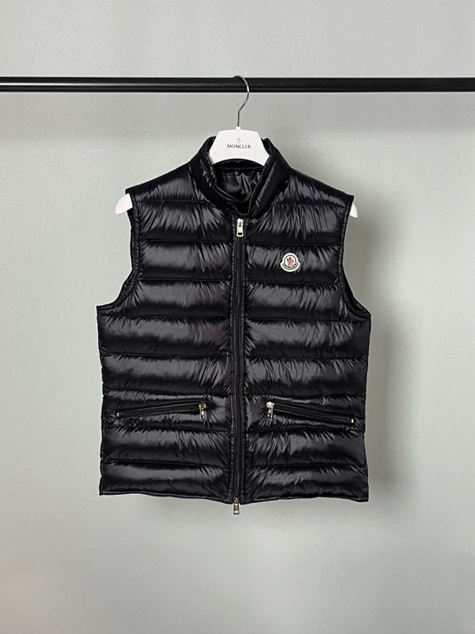 Black Vest - FashionHype.xyz