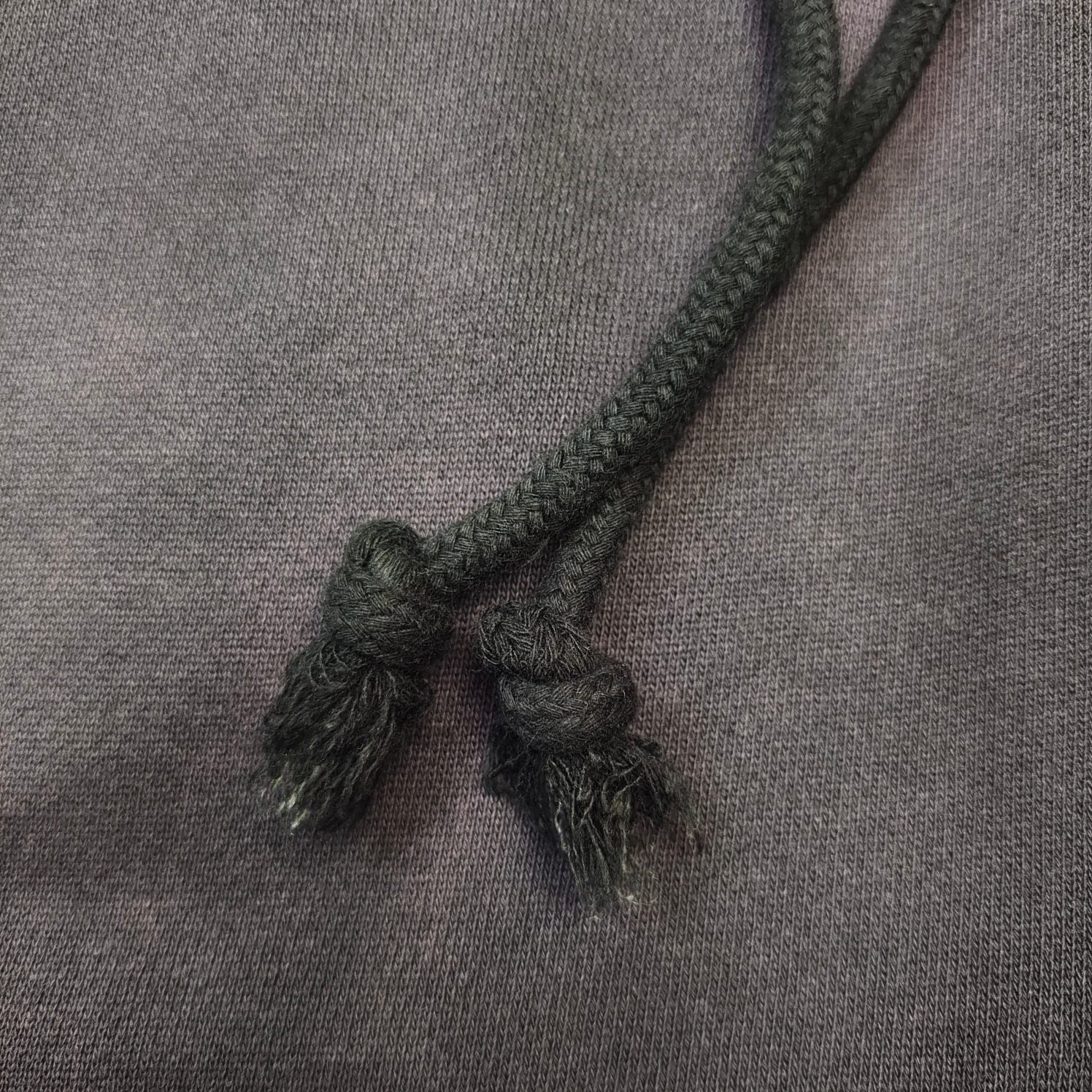 Schwarze Hosen