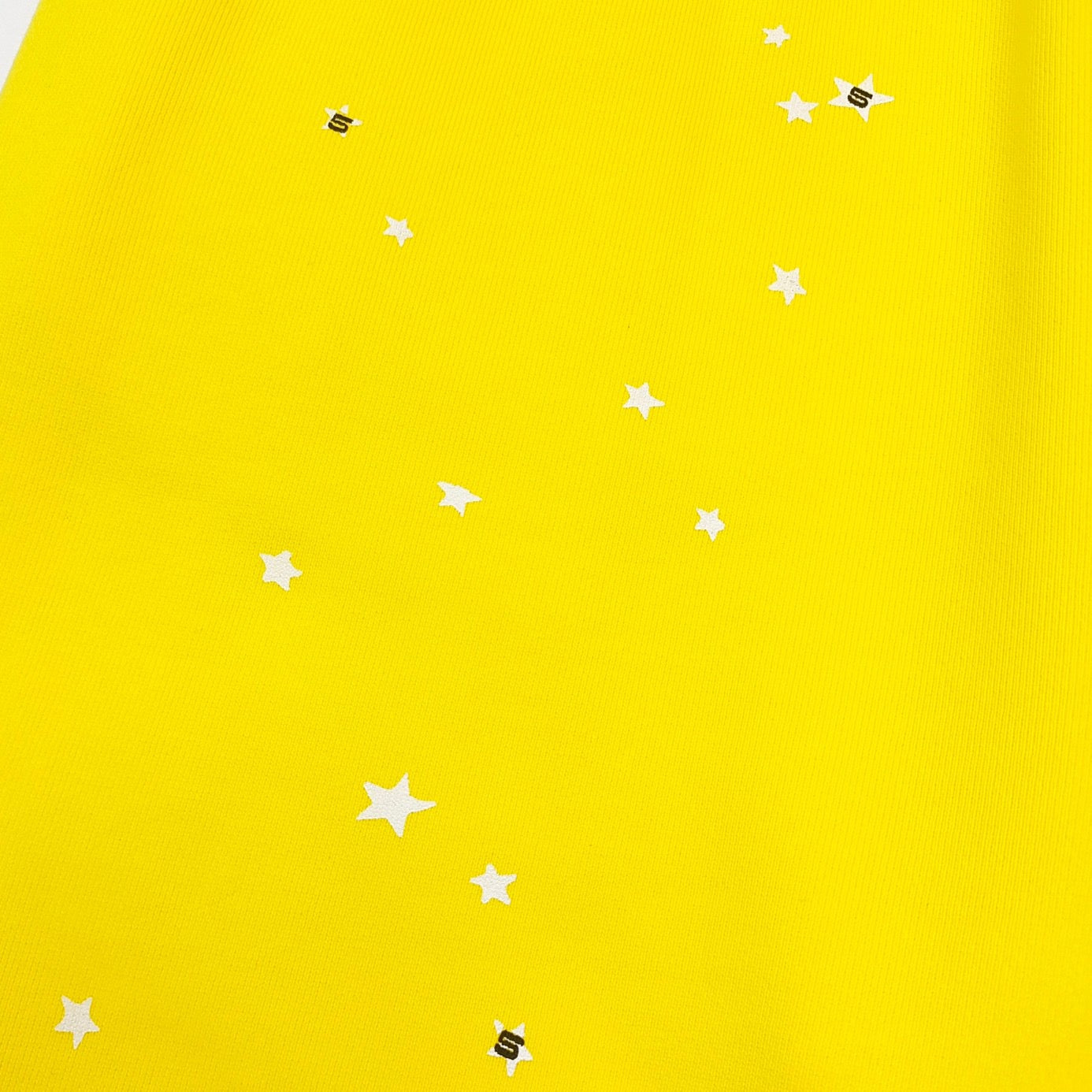 Pantalón amarillo