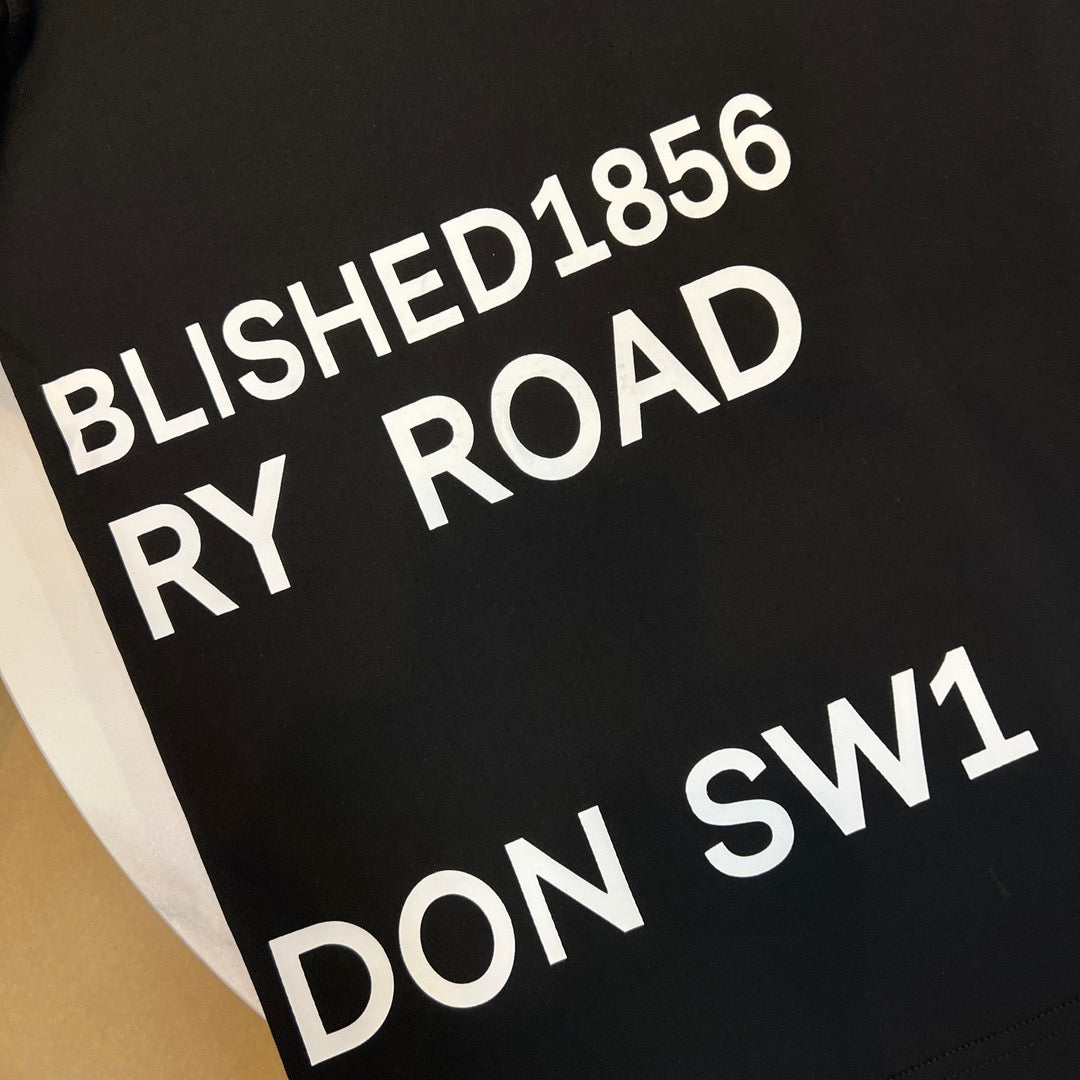Black and White T-shirt - FashionHype.xyz