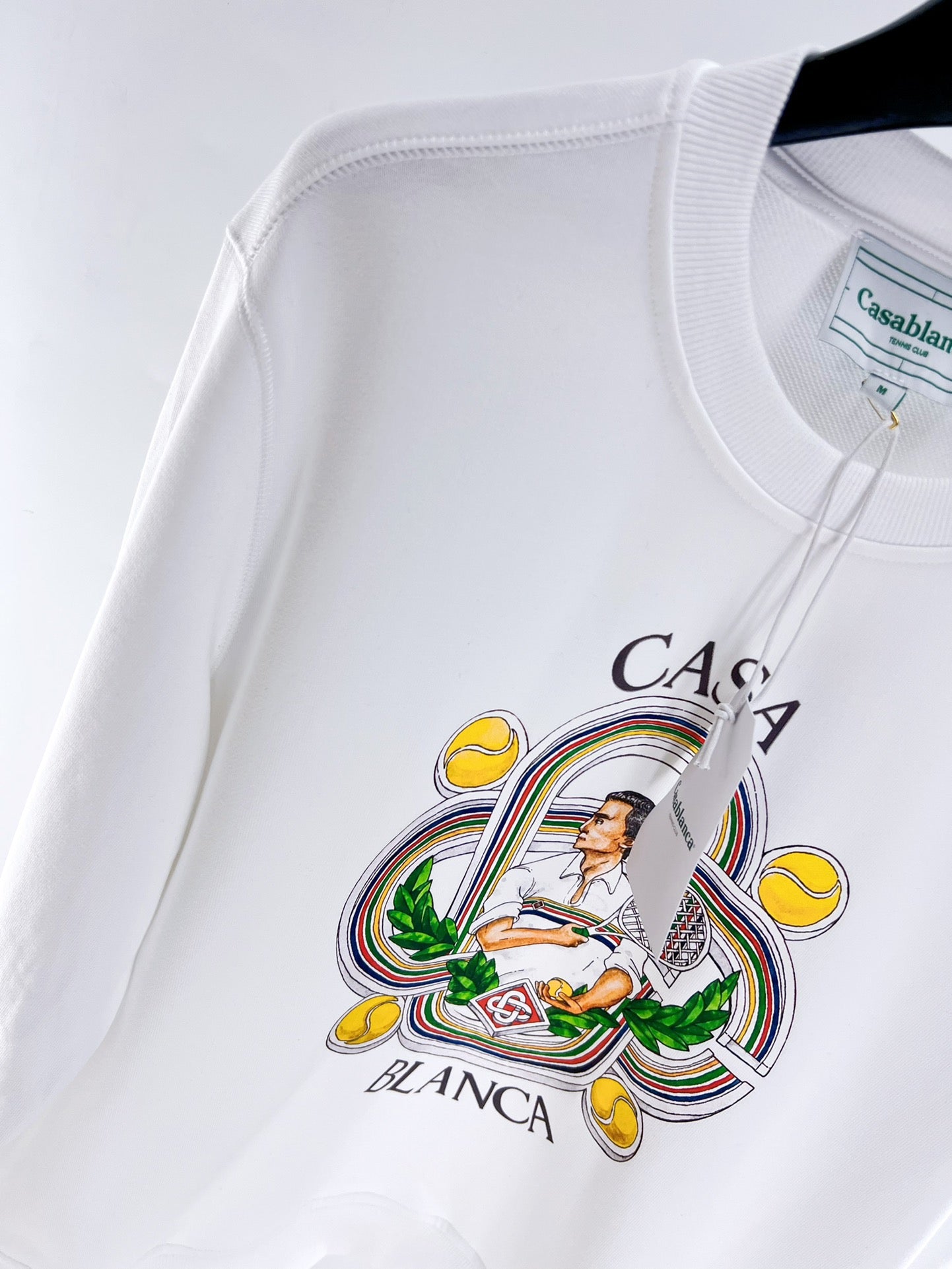 Sudadera en blanco y negro