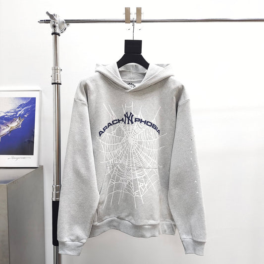 Grauer Hoodie