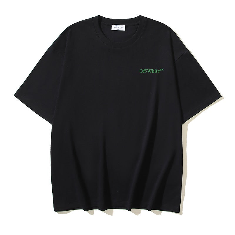 Camiseta en blanco y negro