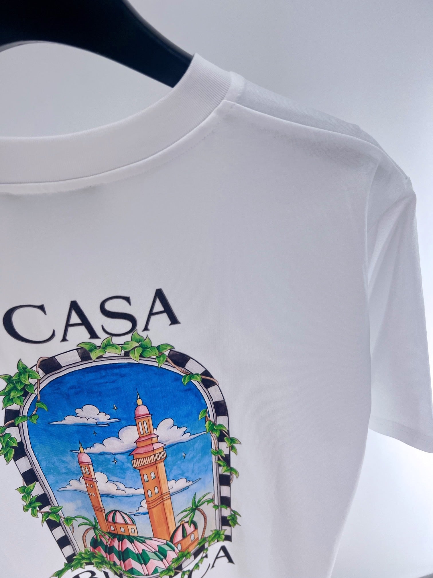 White T-shirt - Size XL - FashionHype.xyz