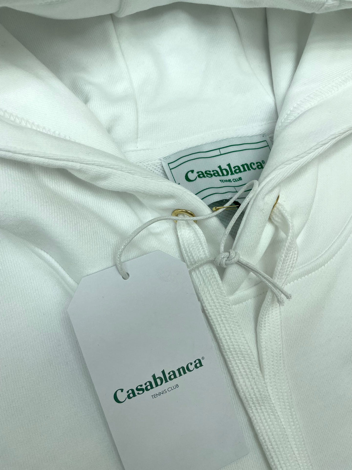 Sudadera con capucha en blanco y negro