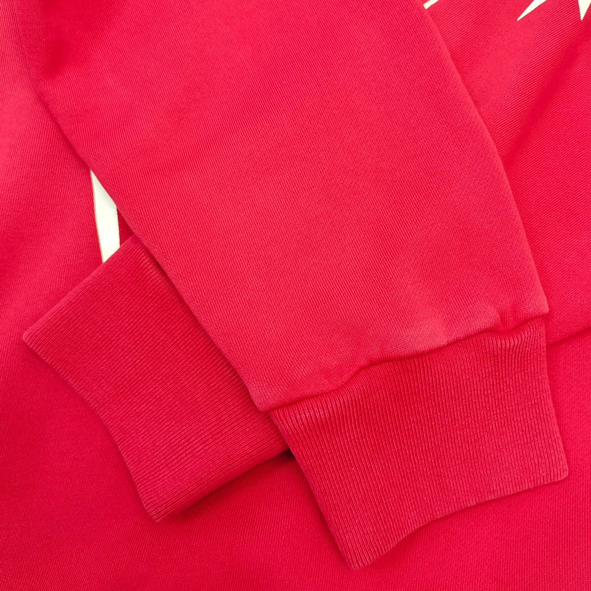 Roter Kapuzenpullover