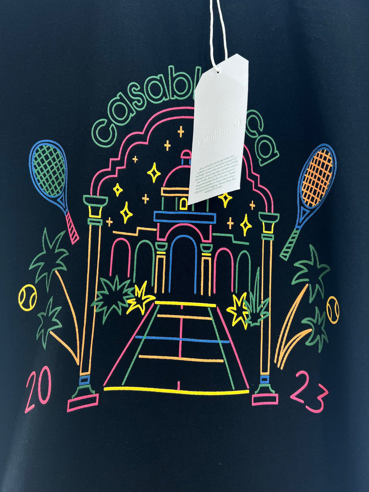 Blau-weißes T-Shirt