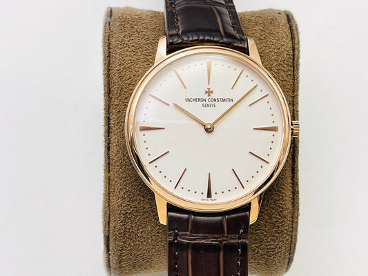 Reloj marrón
