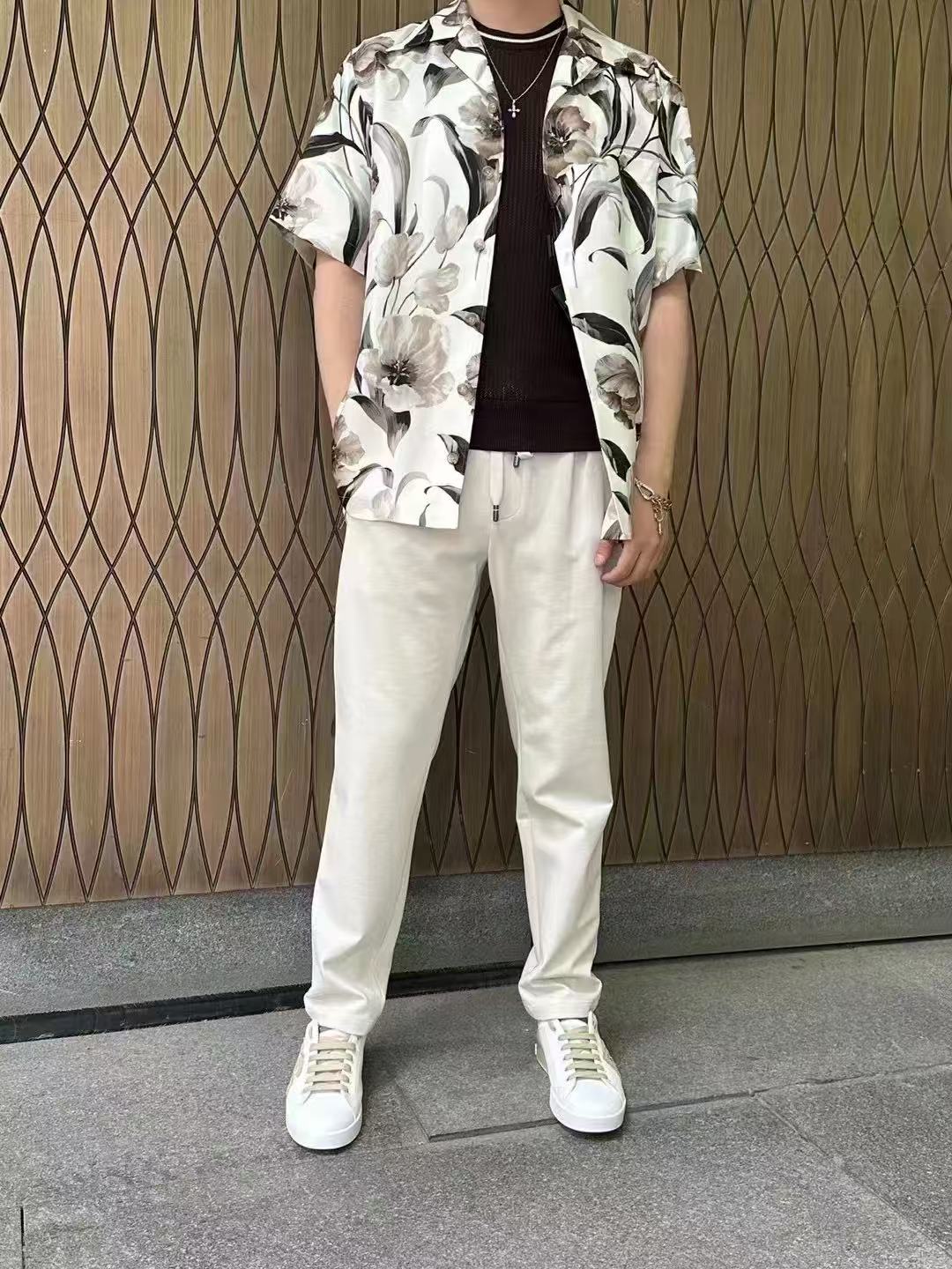 Multi-Colors T-Shirt With Short