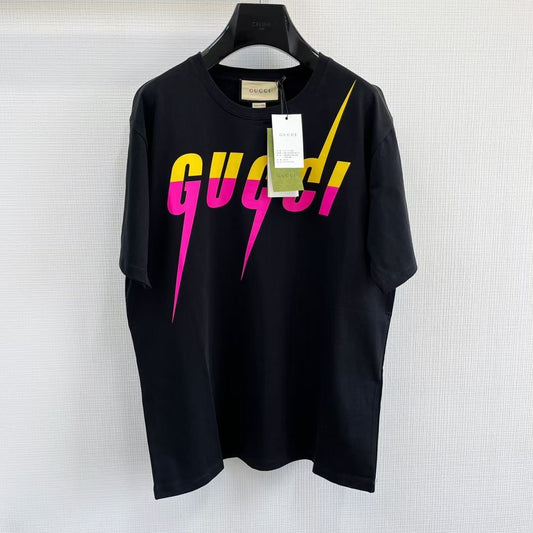 Black T-shirt - FashionHype.xyz