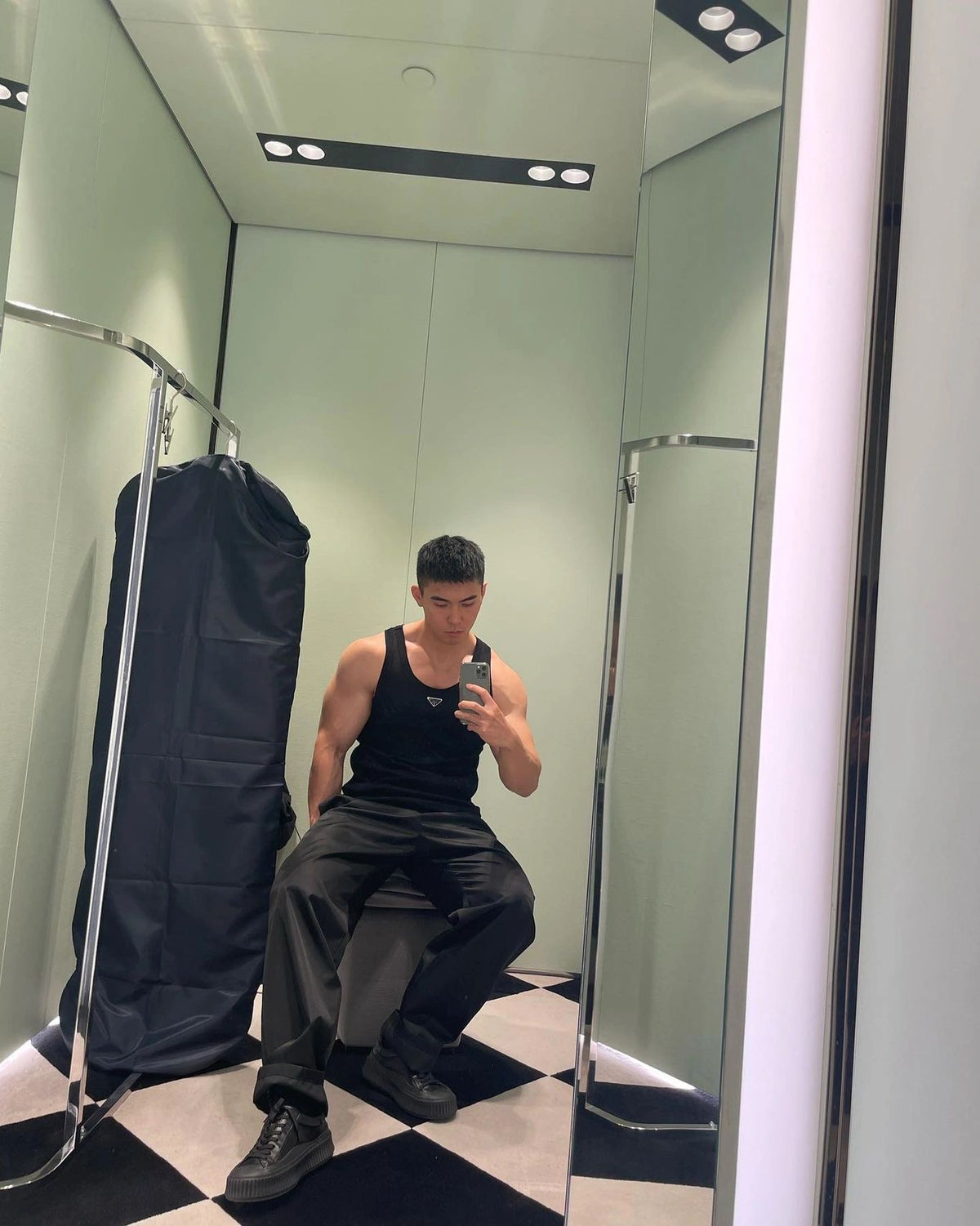 Black and White Vest - FashionHype.xyz