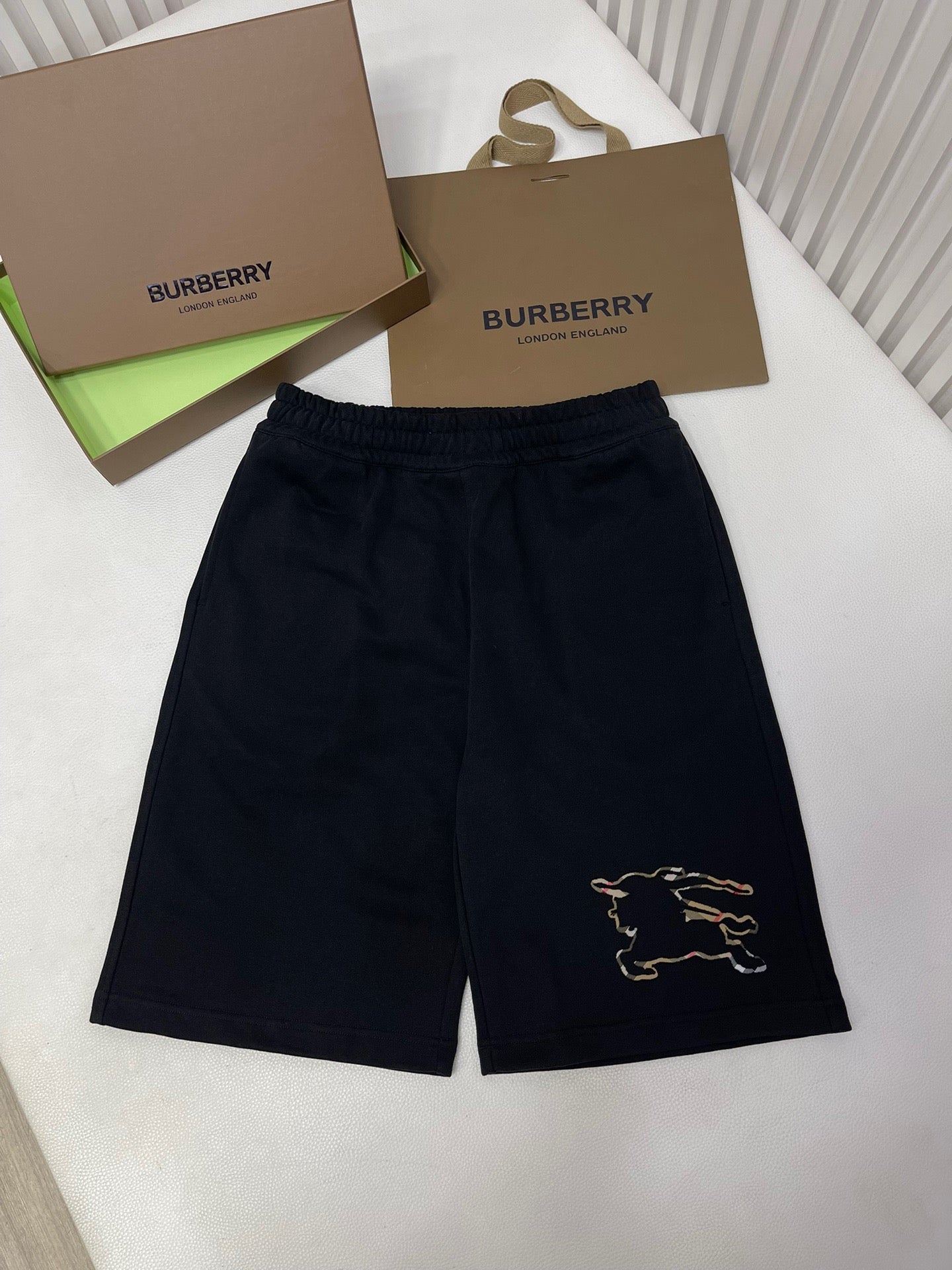 Black Short - FashionHype.xyz