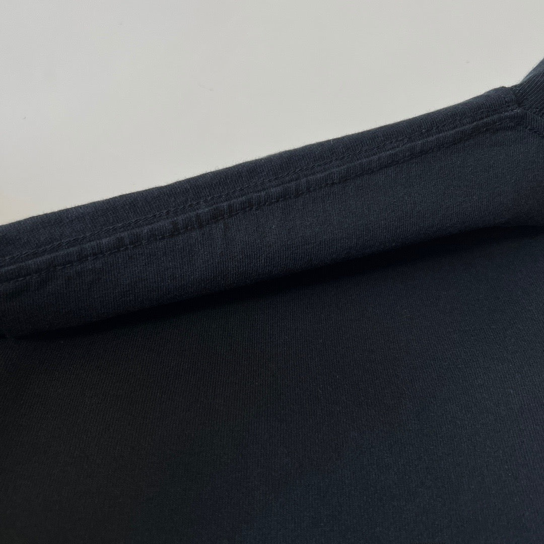 Black T-shirt  - Size M
