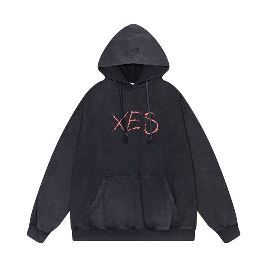 Dunkelschwarzer Hoodie