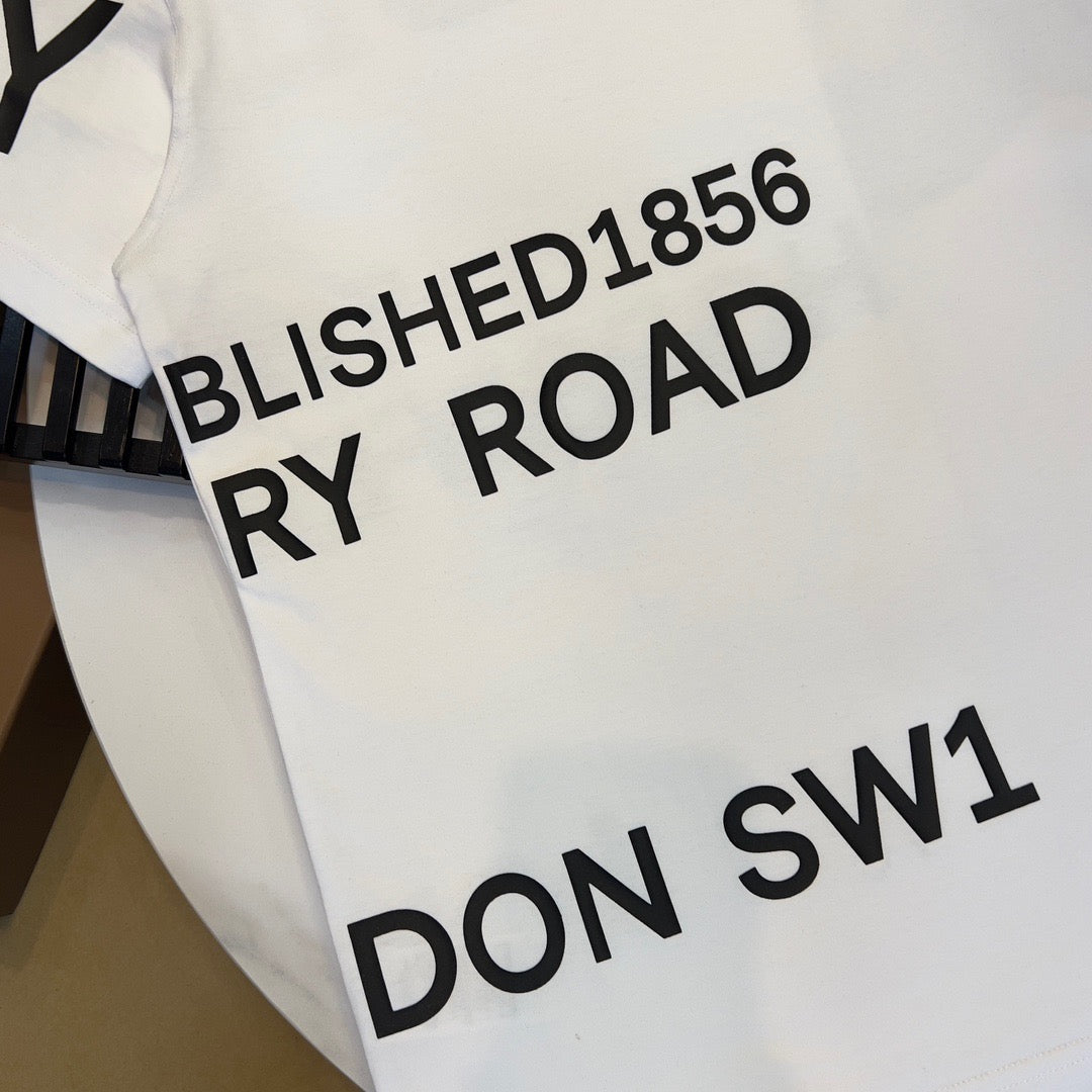 Black and White T-shirt - FashionHype.xyz