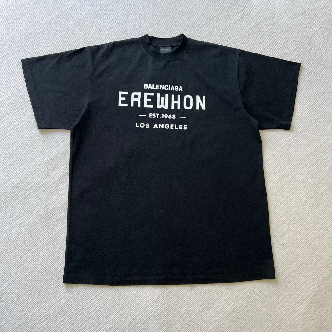 Black T-shirt  - Size M