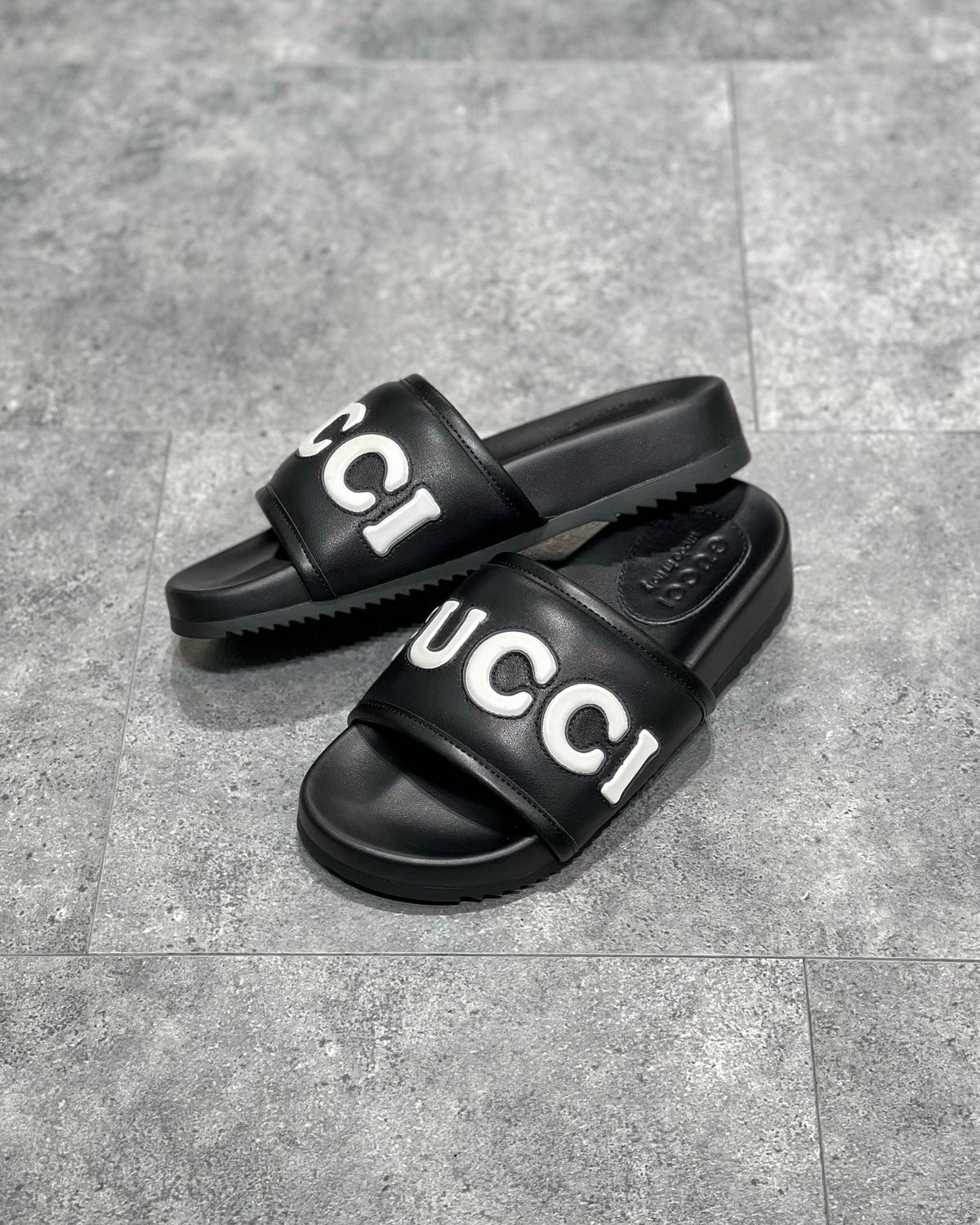 Black and Green Shoes - FashionHype.xyz