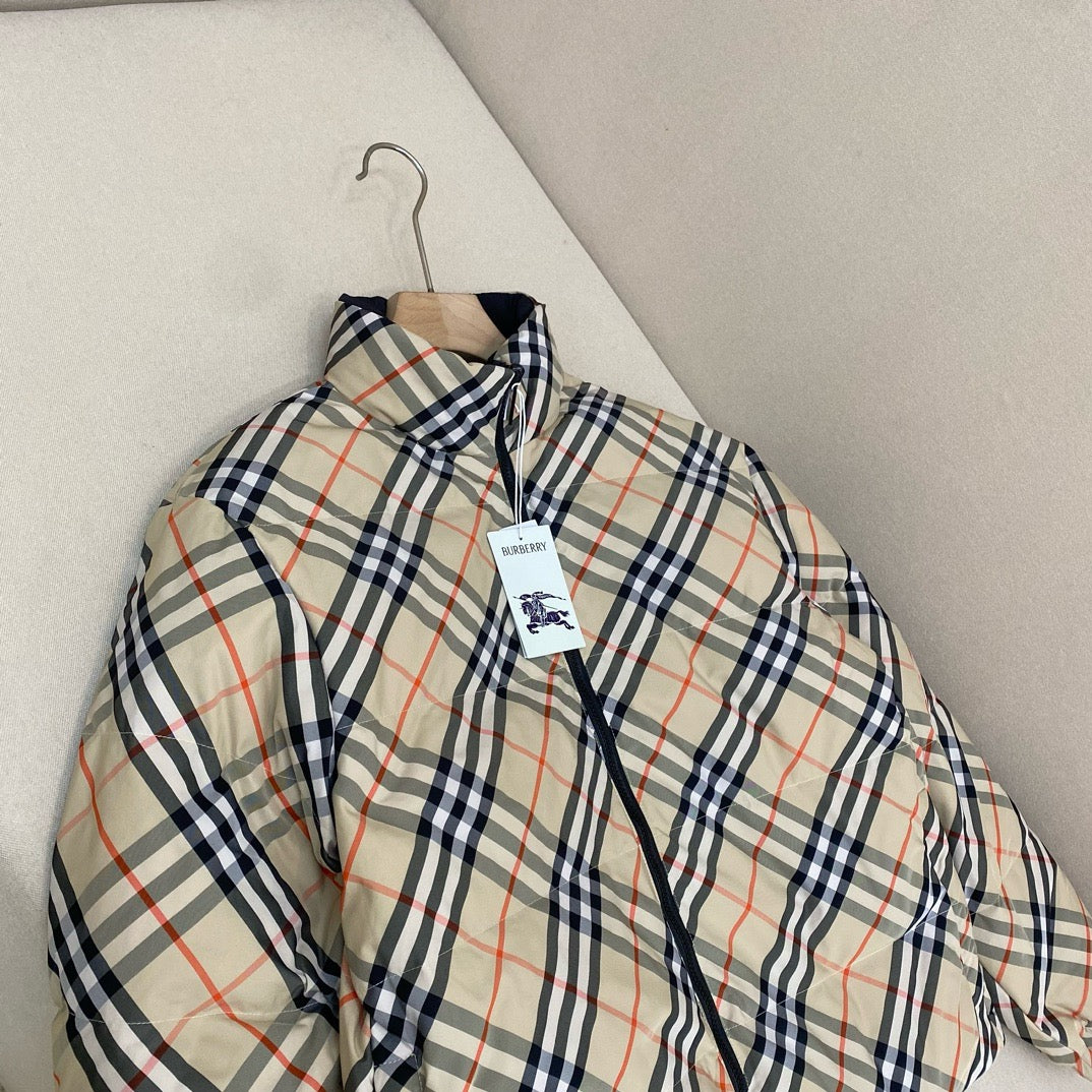 Mehrfarbige Jacke