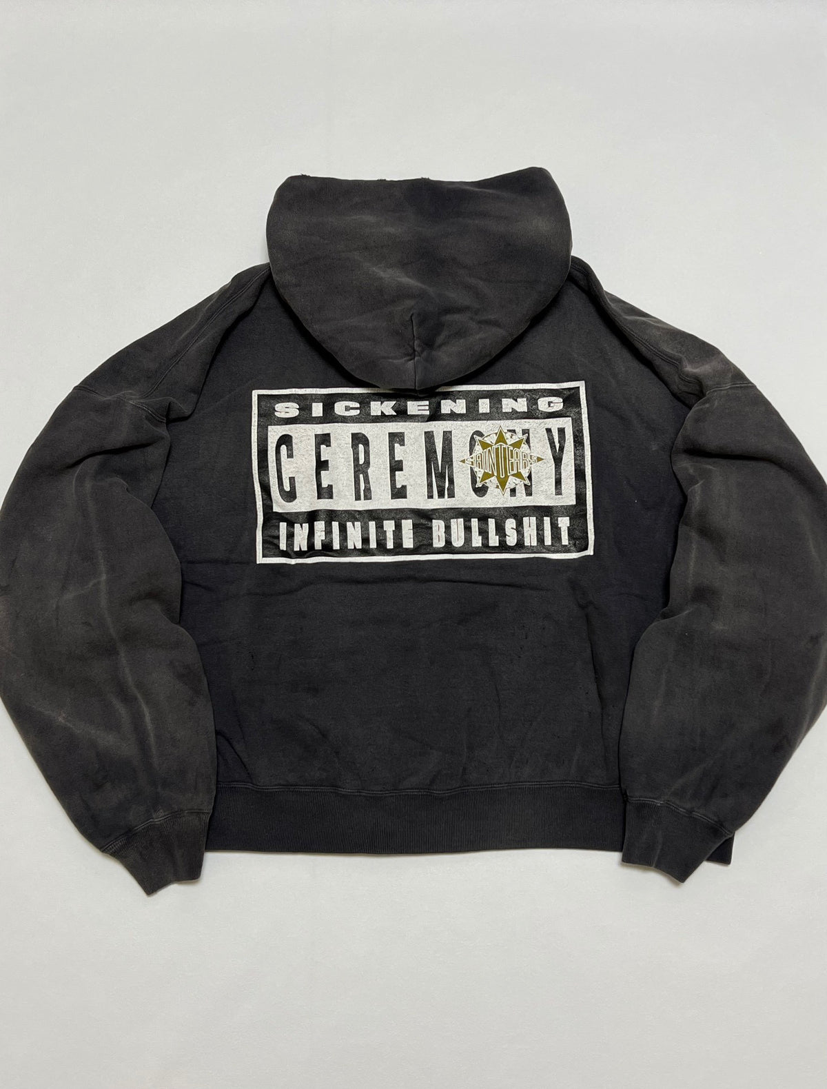 Schwarzer Hoodie