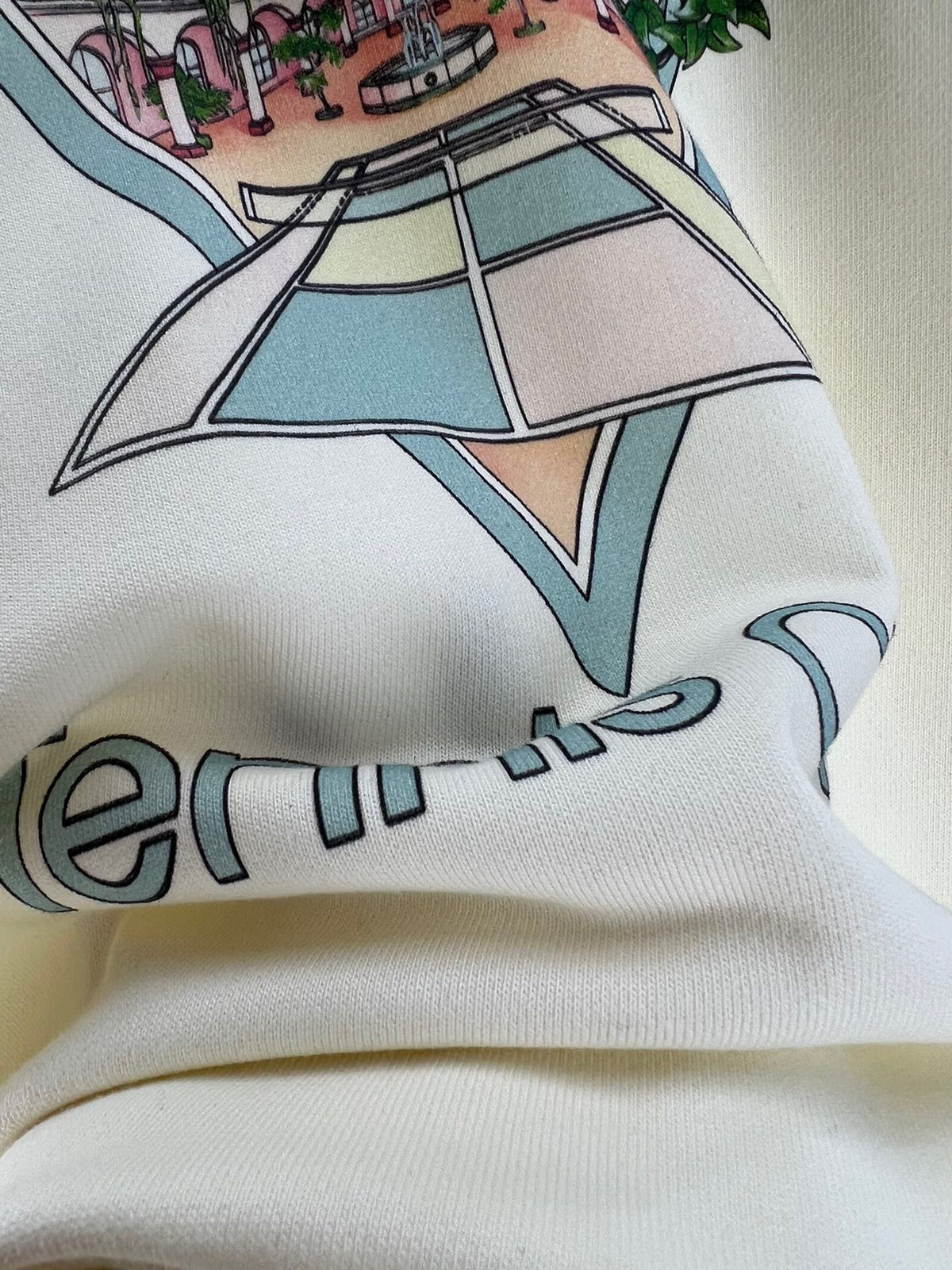 Sudadera en blanco y negro