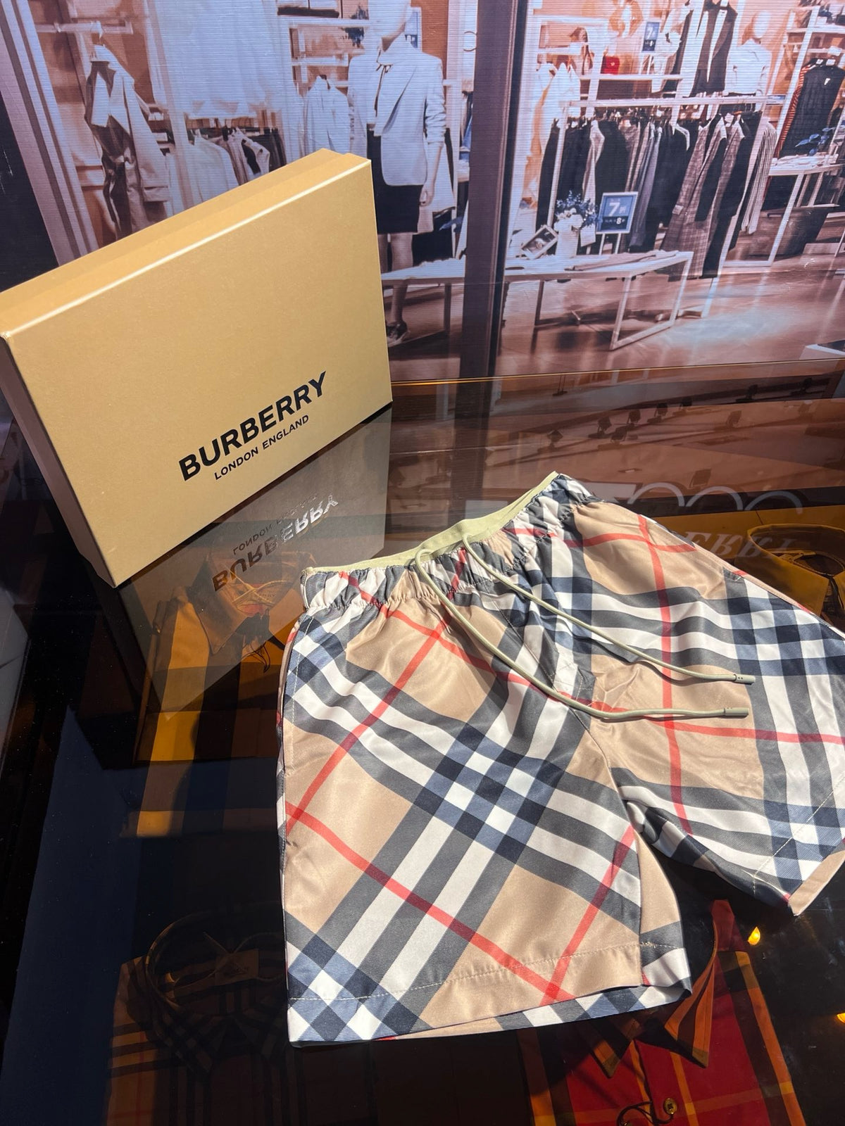 Multi-Colors Short - Size M - FashionHype.xyz