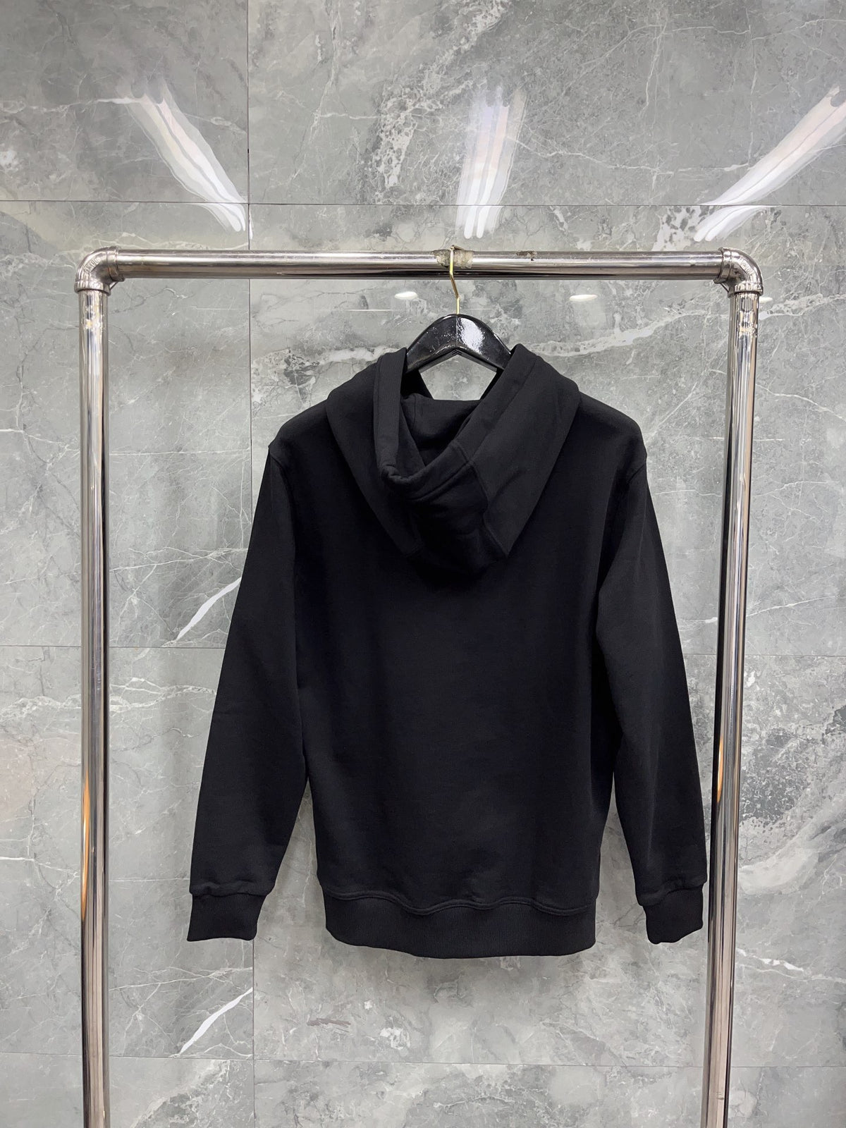 Black Hoodie - FashionHype.xyz