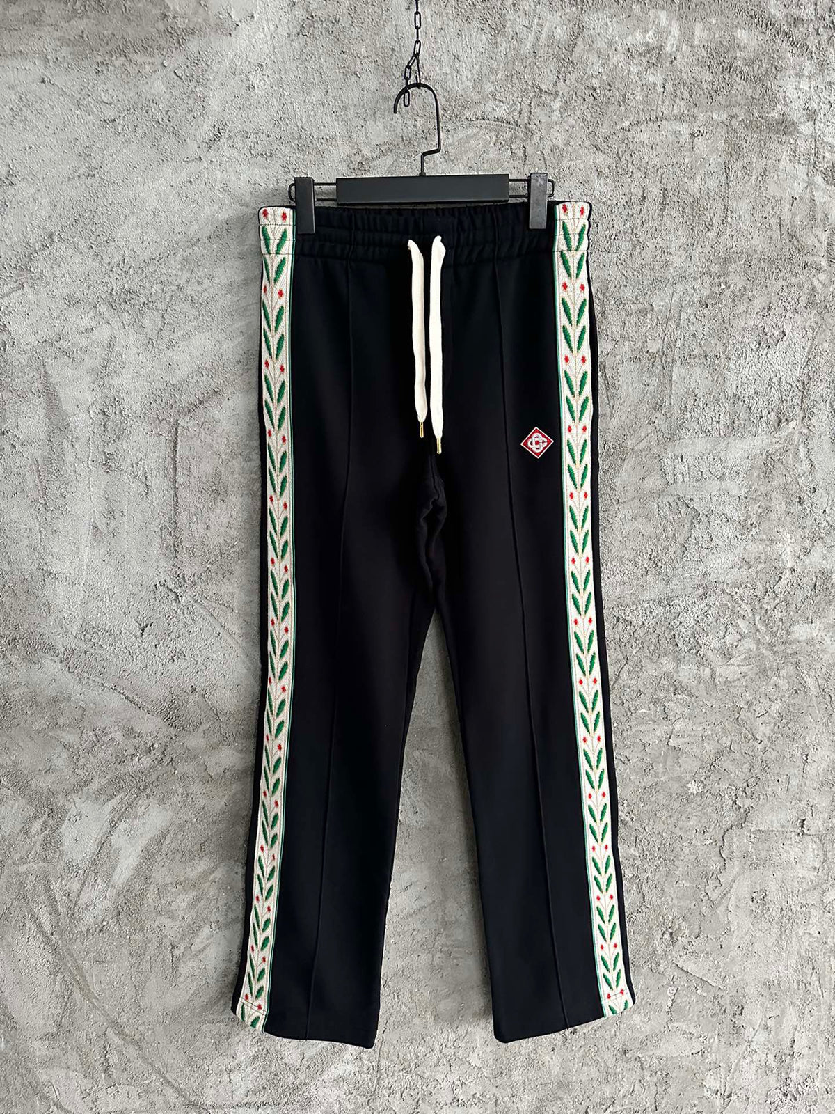 White and Black Pant - FashionHype.xyz