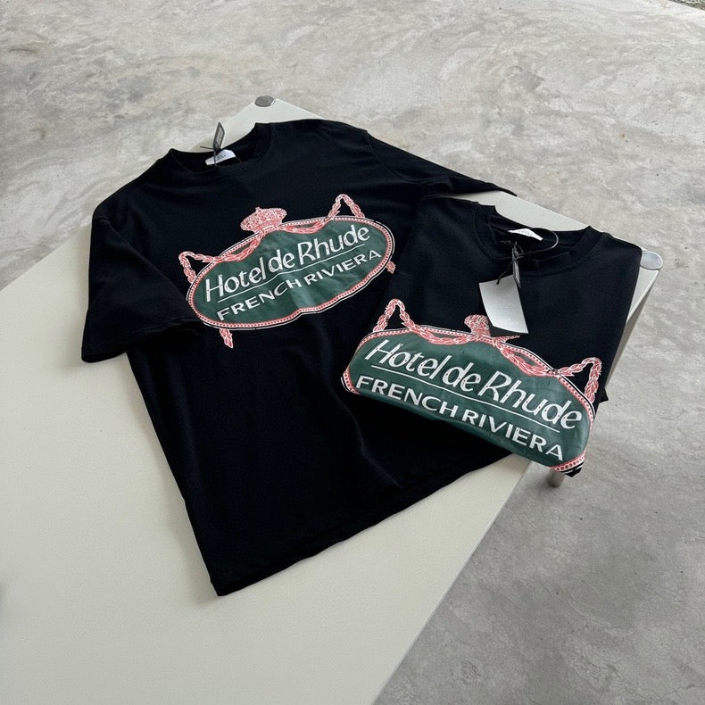 Black T-shirt - FashionHype.xyz
