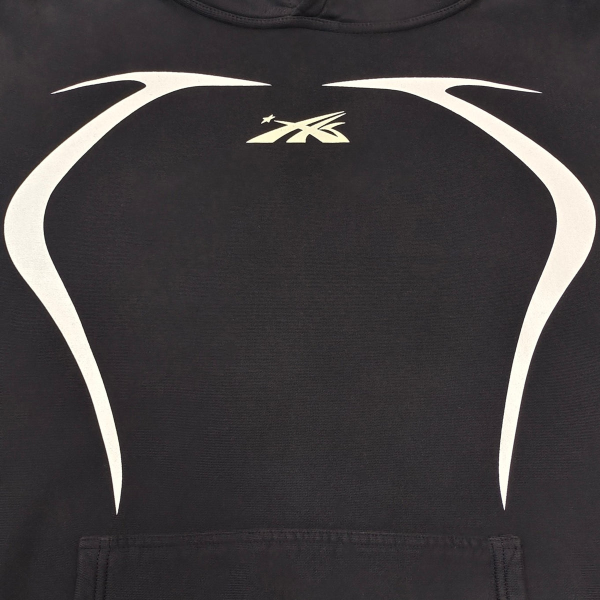 Schwarzer Hoodie