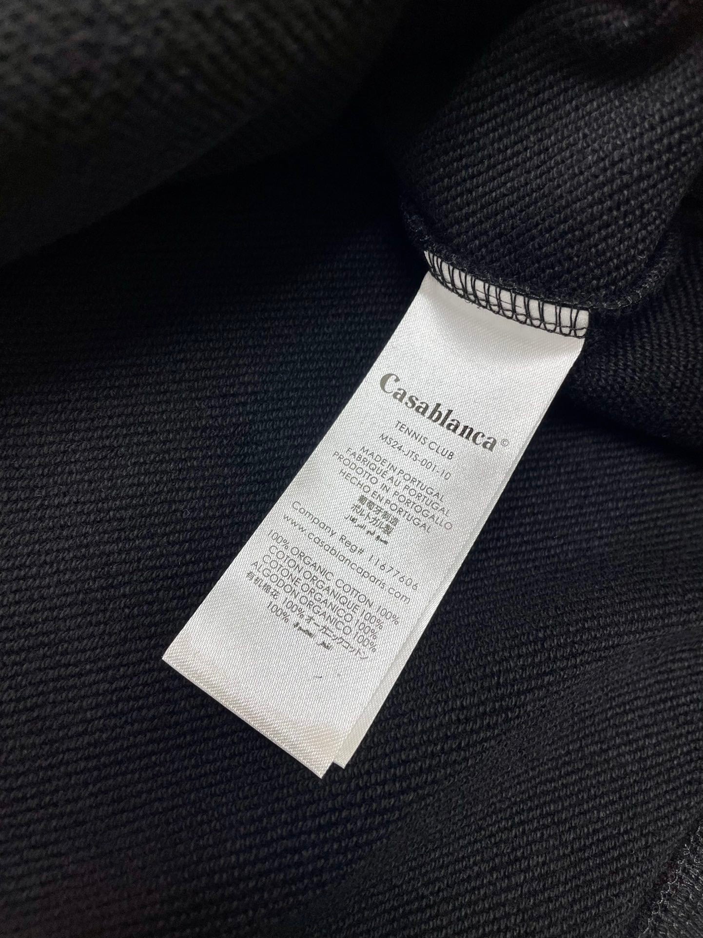 Sudadera con capucha en blanco y negro