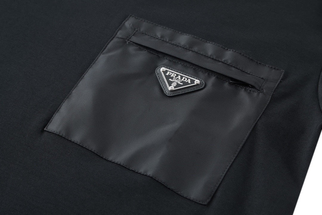 Black and White T-shirt - FashionHype.xyz