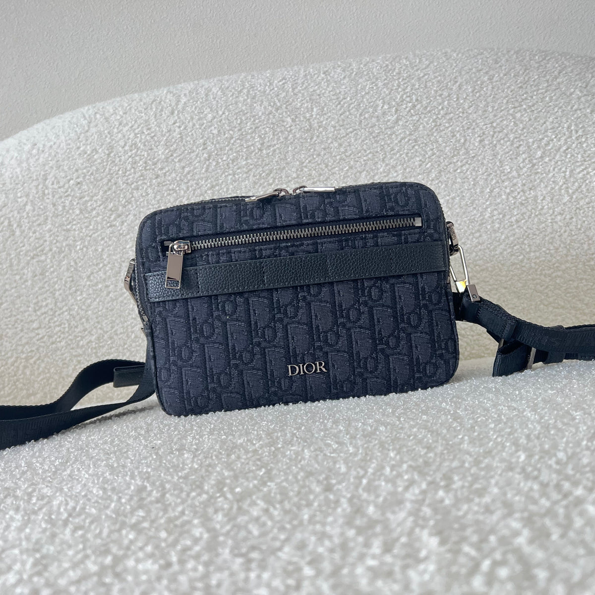 Schwarze Tasche