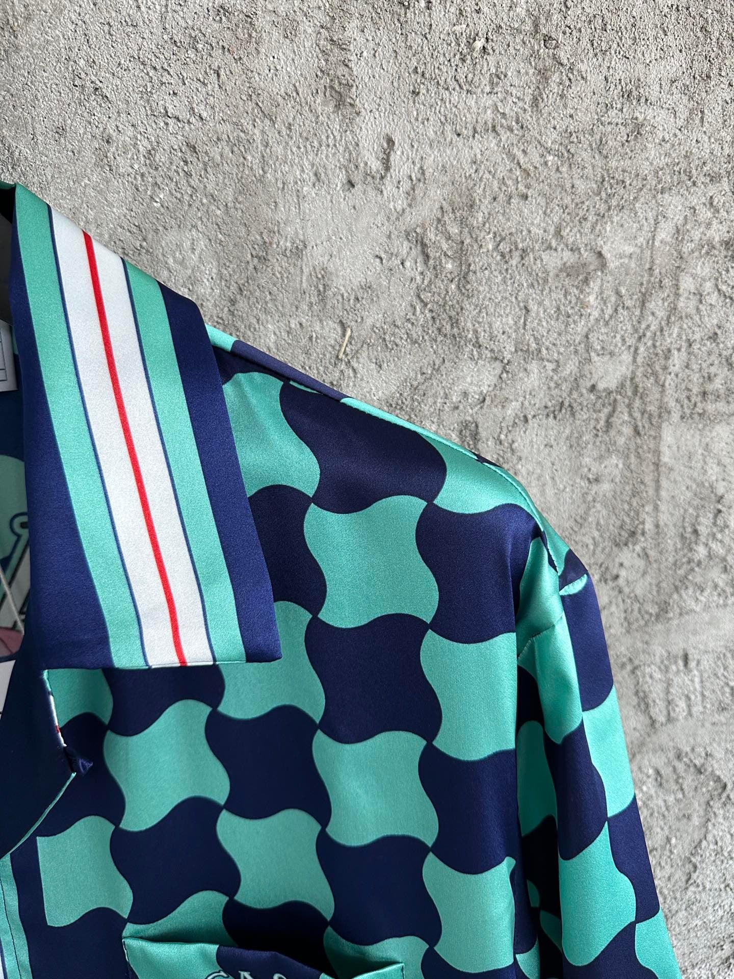 Multi-color Shirt - Size L