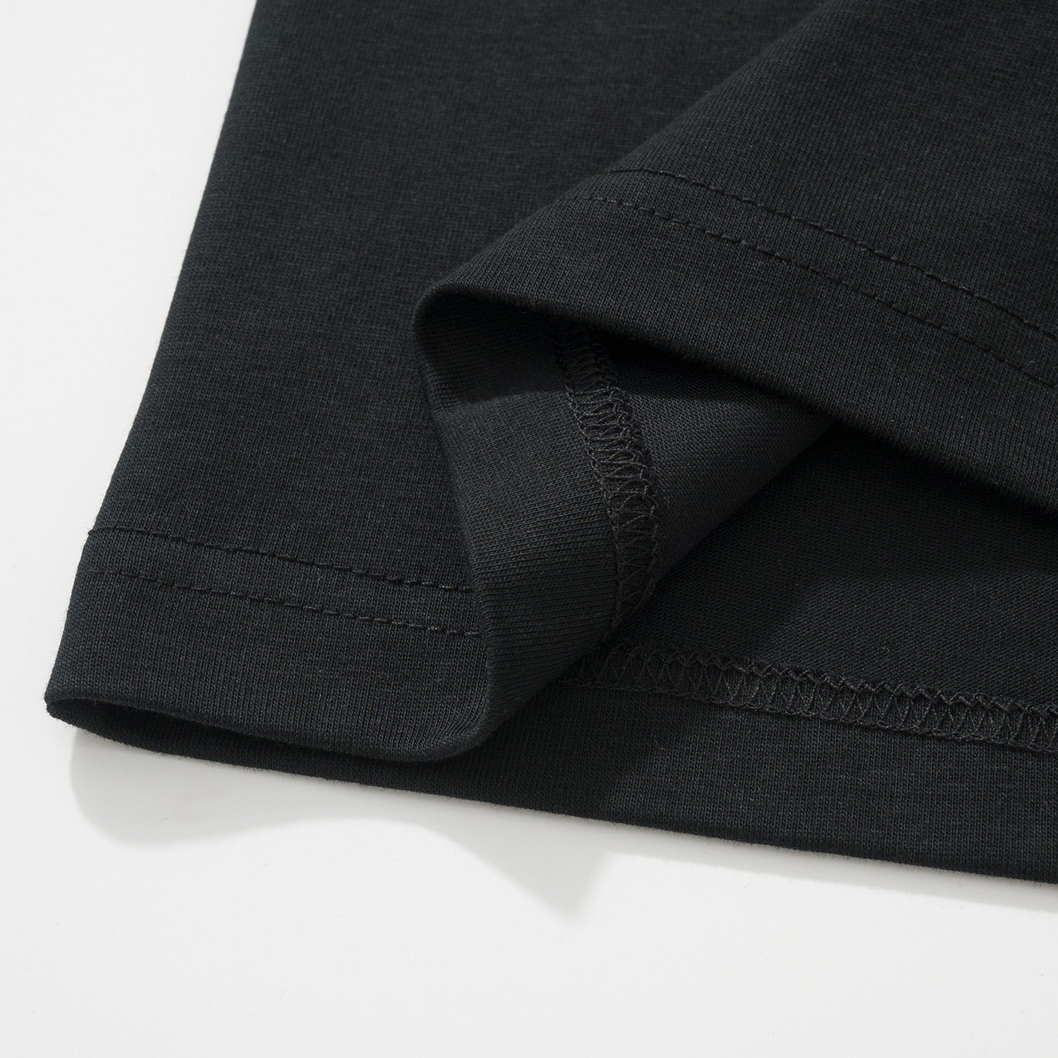 Black,White and Blue T-shirt - FashionHype.xyz