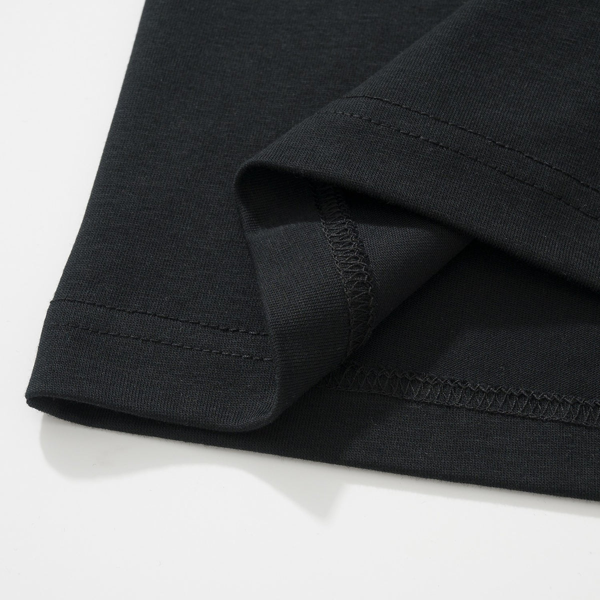 Black,White and Blue T-shirt - FashionHype.xyz