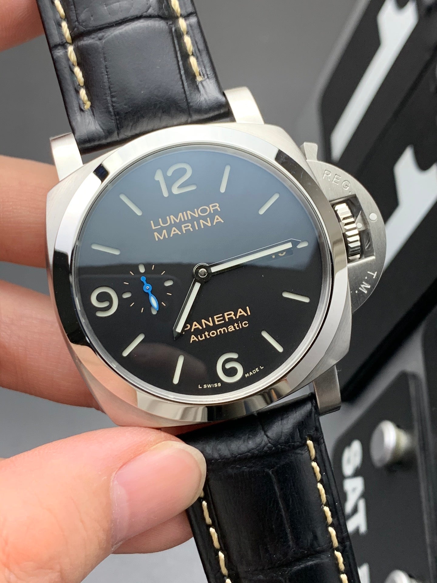 Uhr