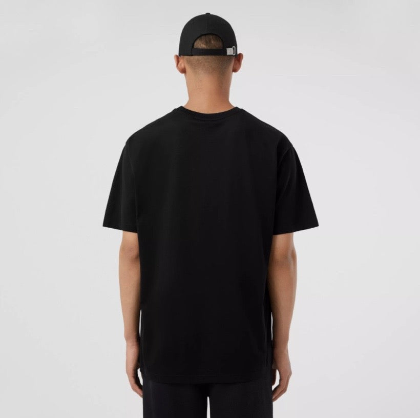Black and White T-shirts - FashionHype.xyz