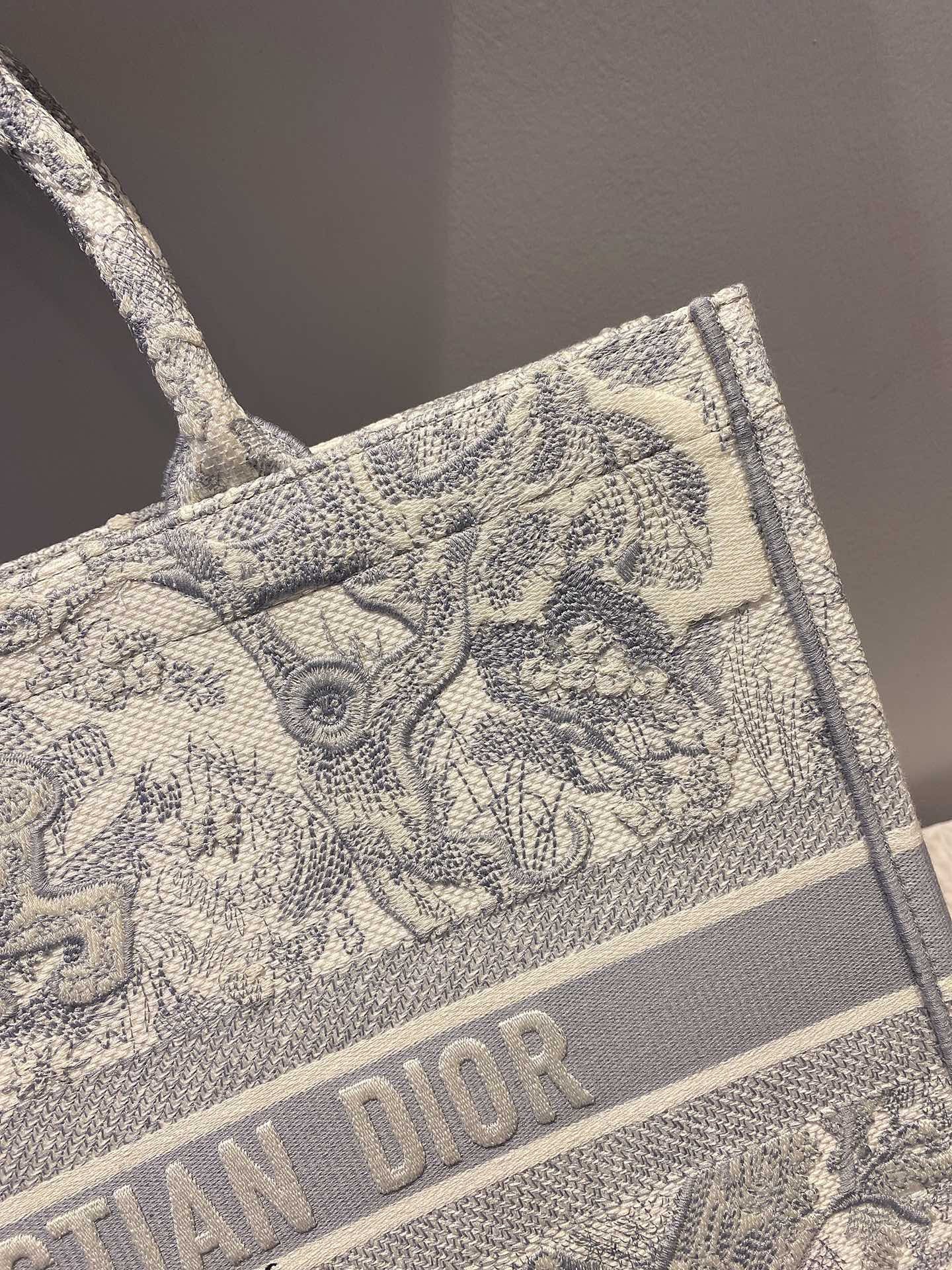 Multicolor Bags - FashionHype.xyz