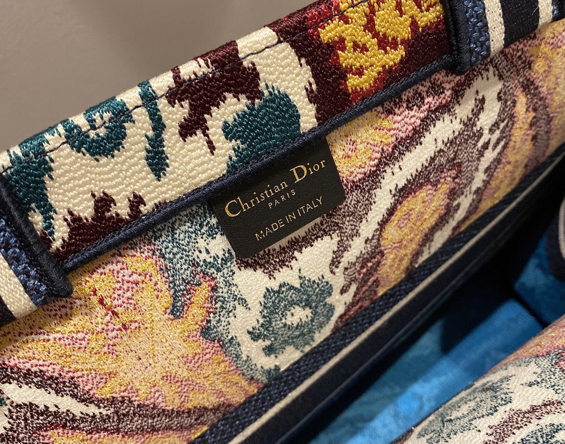 Mehrfarbige Taschen