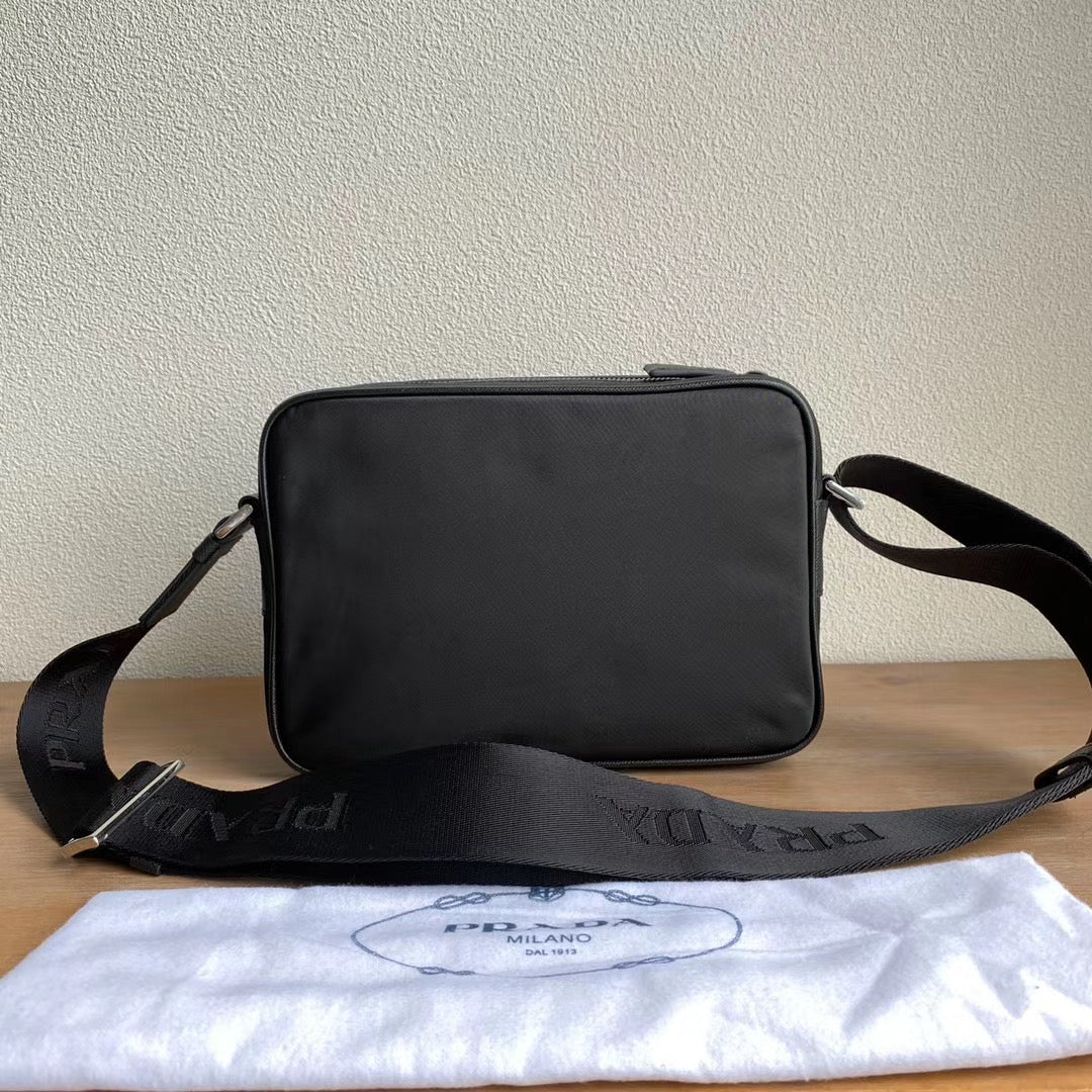 Bolso negro - FashionHype.xyz