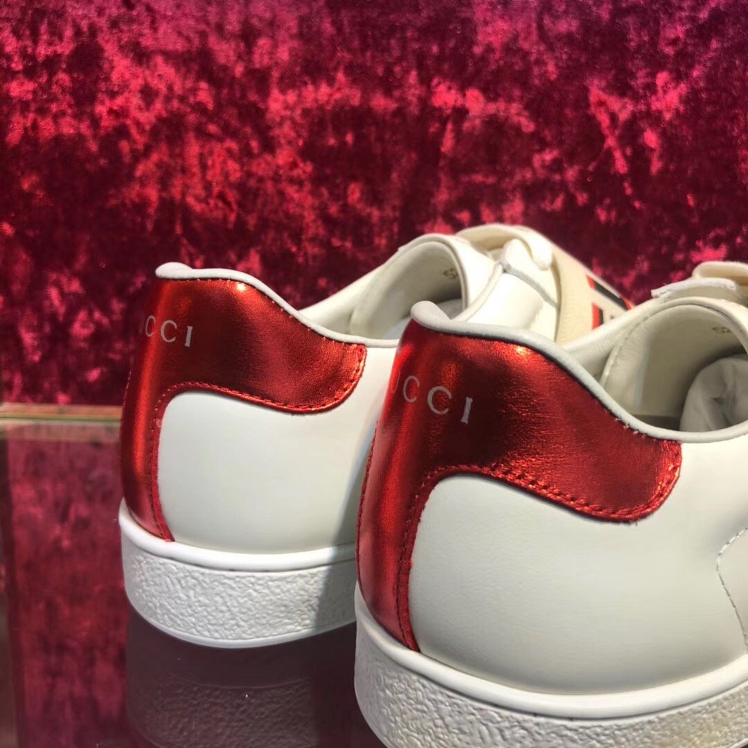 Zapatillas deportivas blancas con goma - FashionHype.xyz